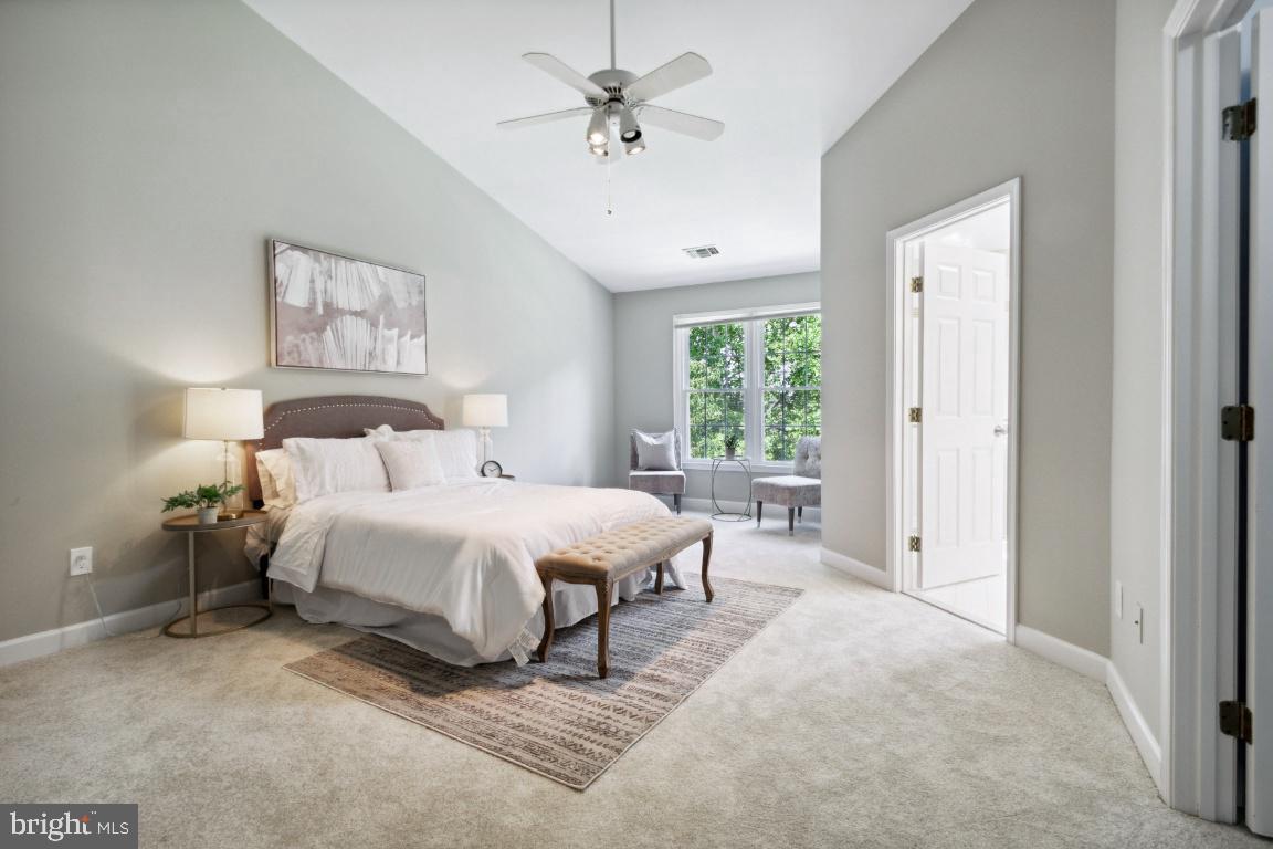 3903 BARCROFT MEWS COURT