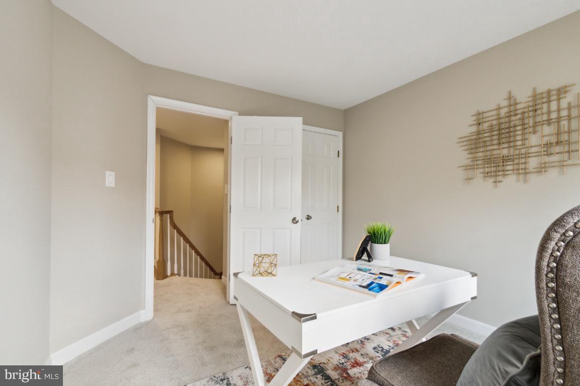 3903 BARCROFT MEWS COURT