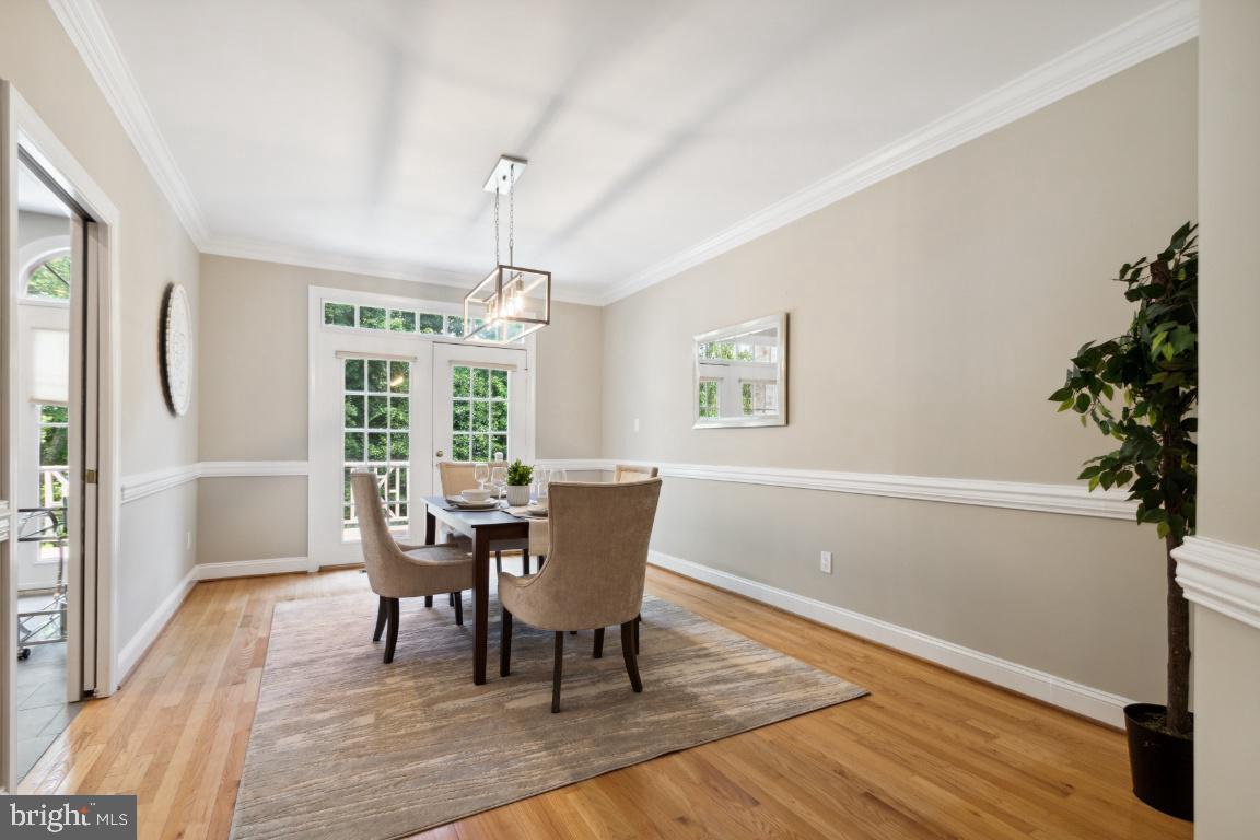 3903 BARCROFT MEWS COURT