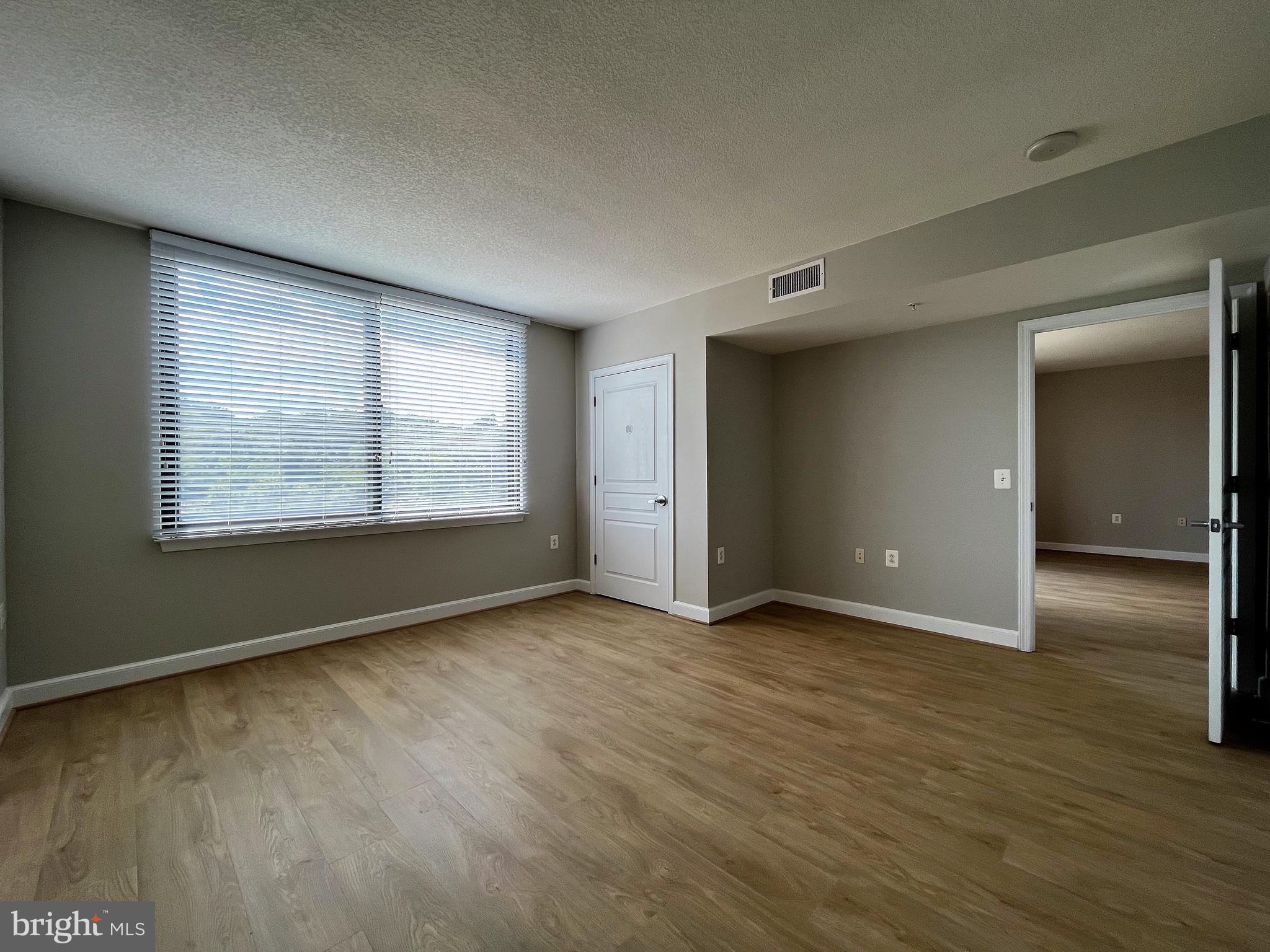 2451 MIDTOWN AVENUE 917