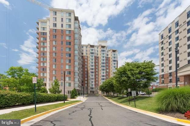 2726 GALLOWS ROAD 110