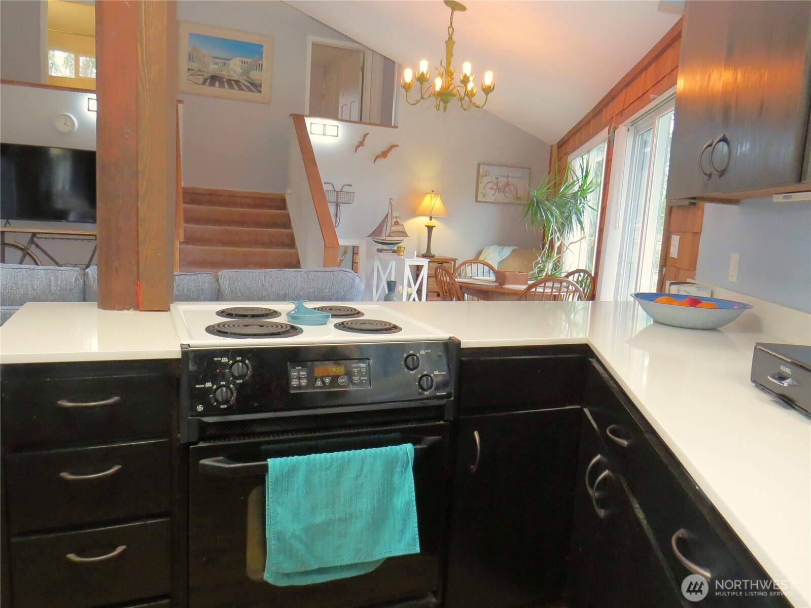 490 Dolphin Avenue NE