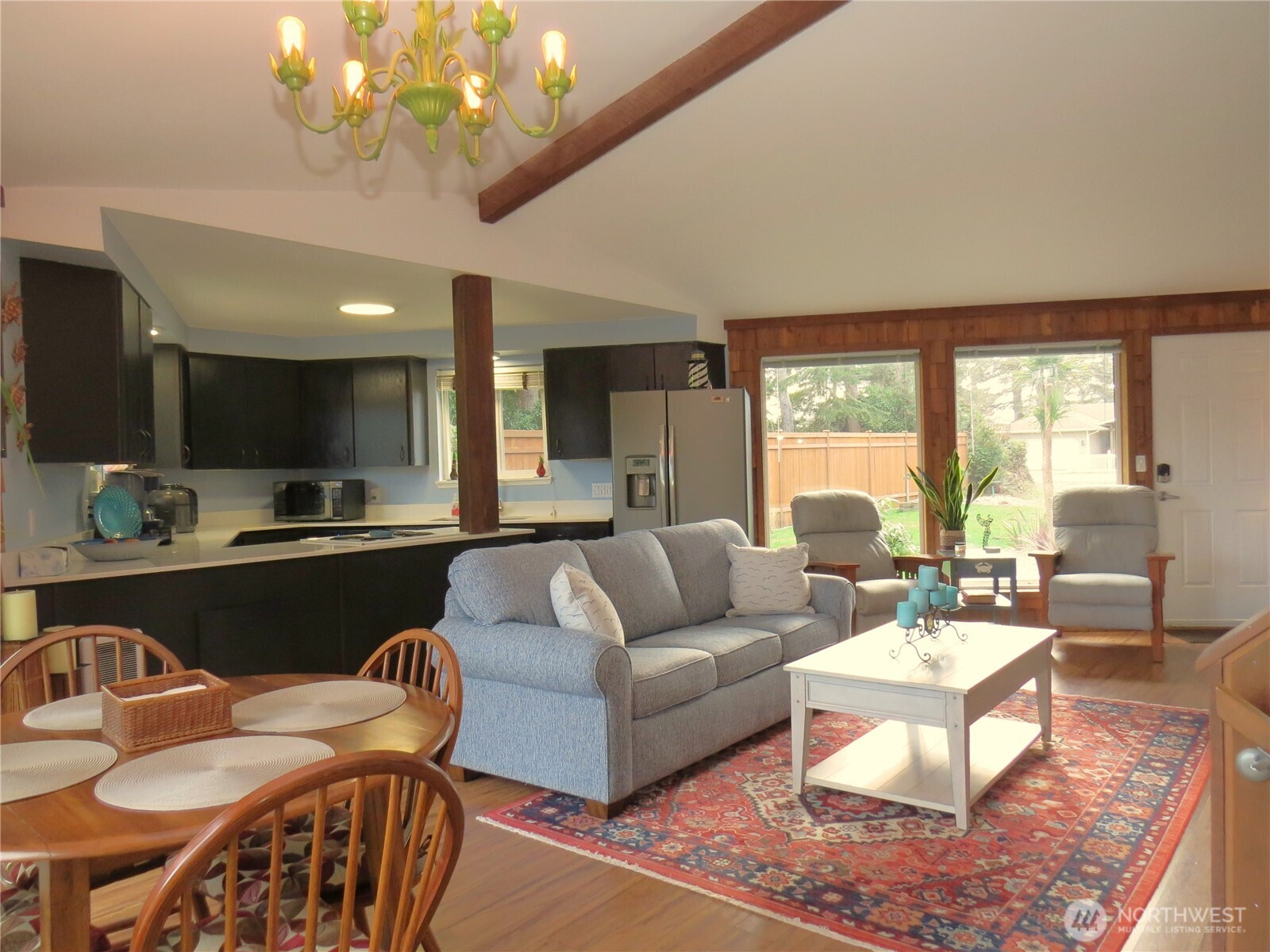 490 Dolphin Avenue NE