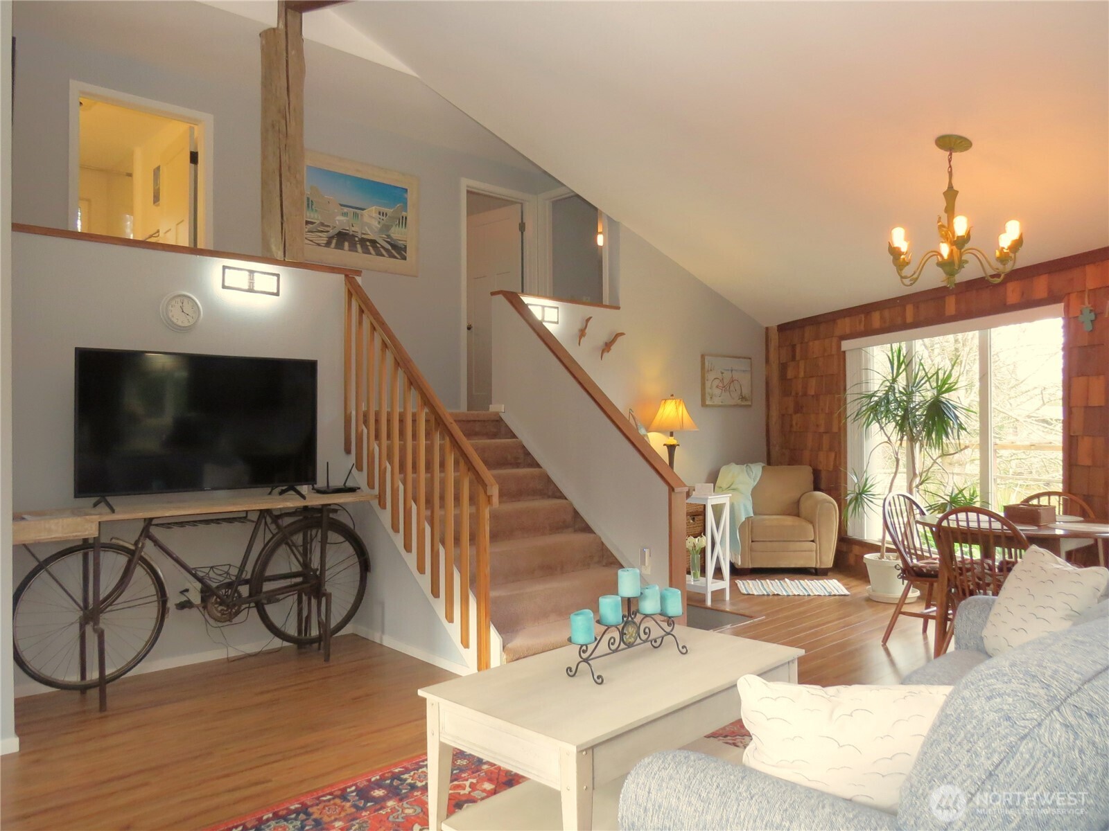 490 Dolphin Avenue NE