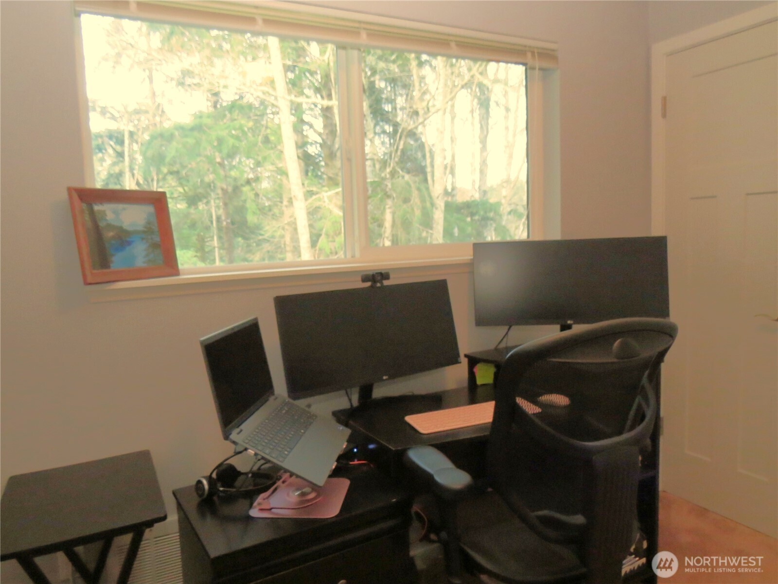 490 Dolphin Avenue NE