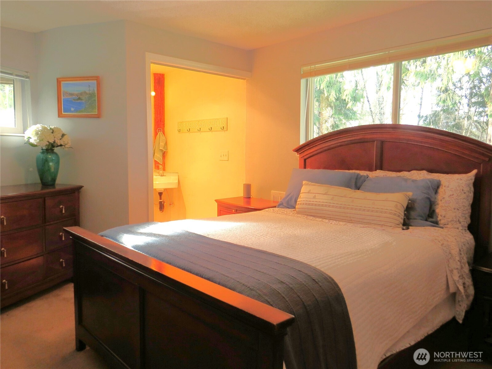 490 Dolphin Avenue NE