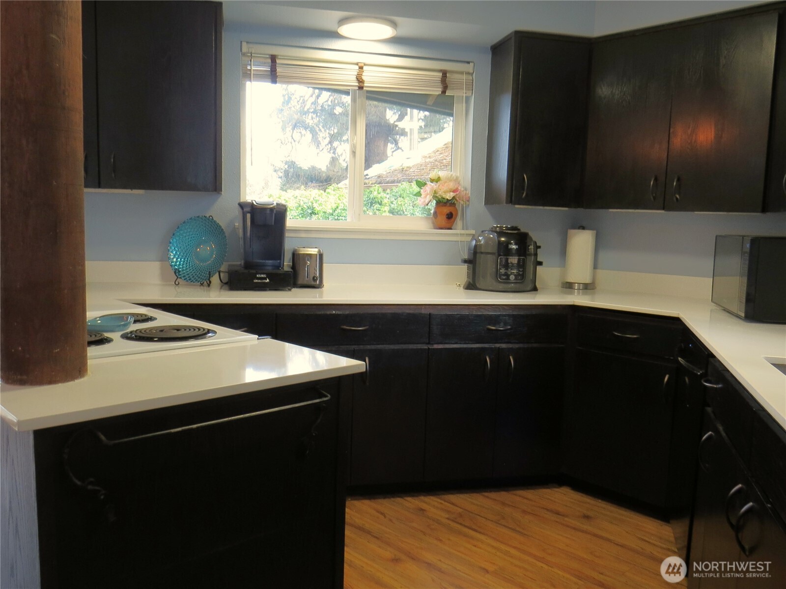 490 Dolphin Avenue NE