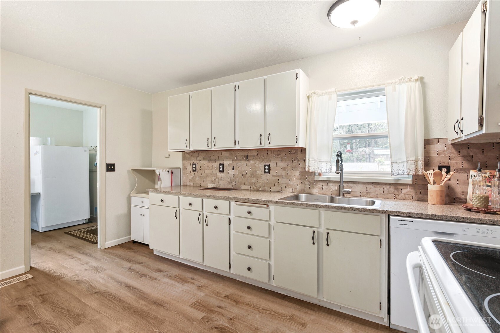 3348 SW Christmas Tree Lane