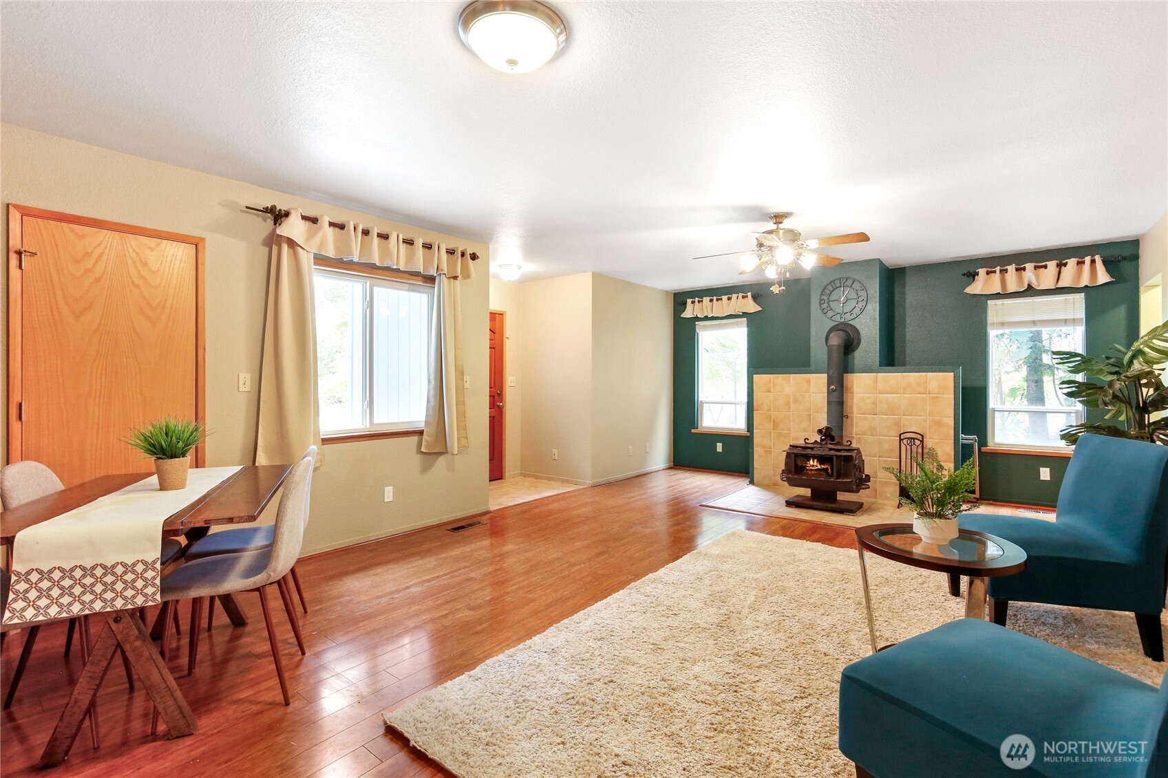 3348 SW Christmas Tree Lane