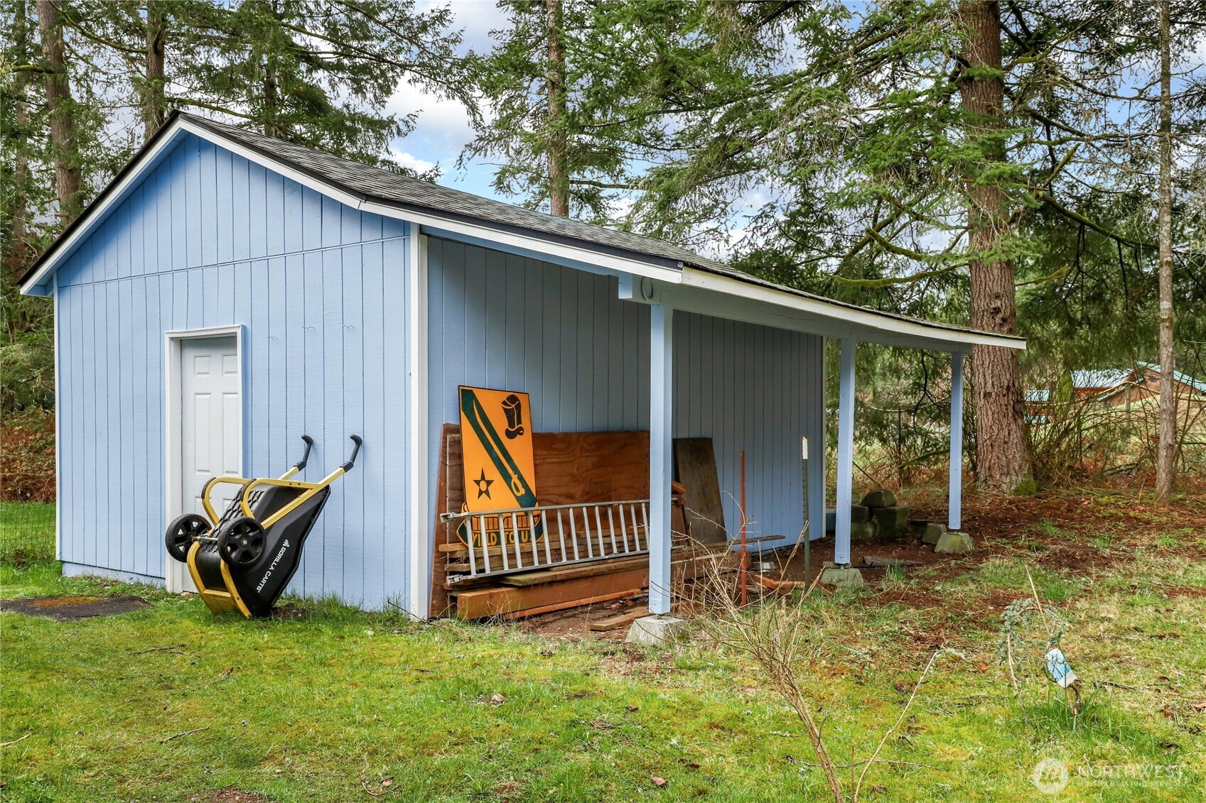 3348 SW Christmas Tree Lane