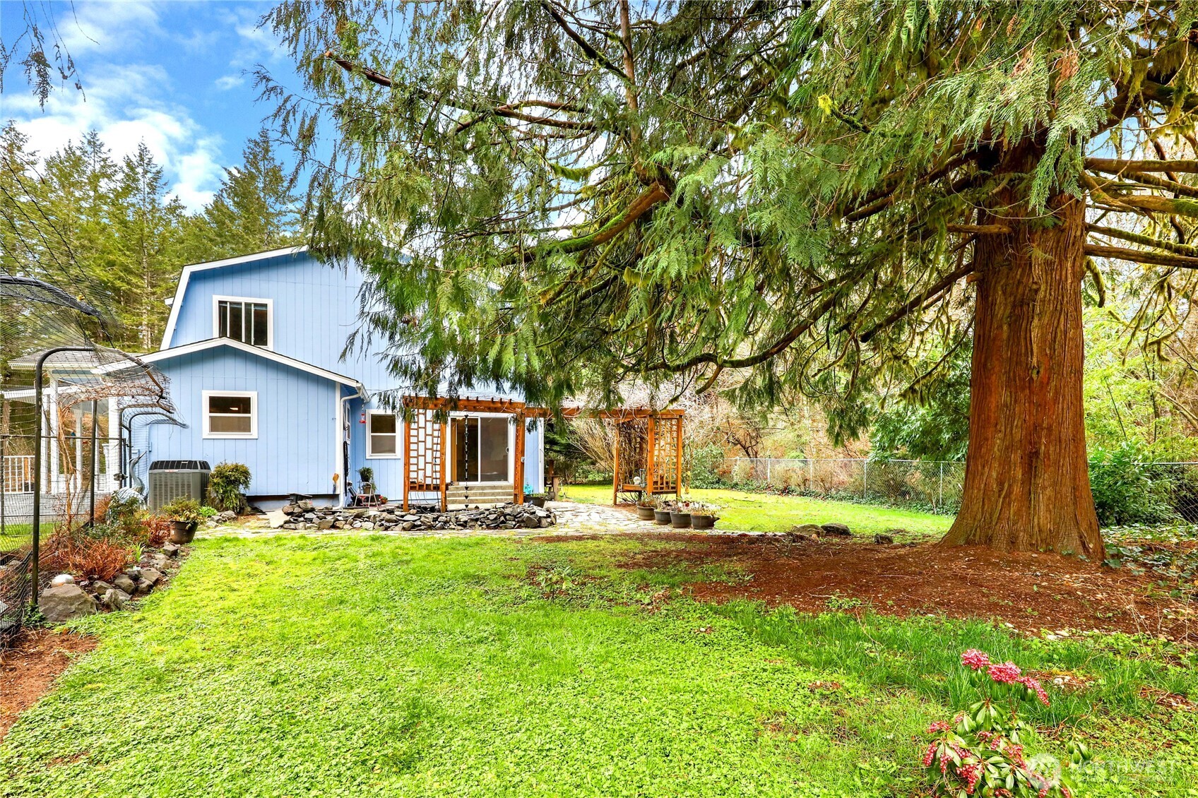 3348 SW Christmas Tree Lane