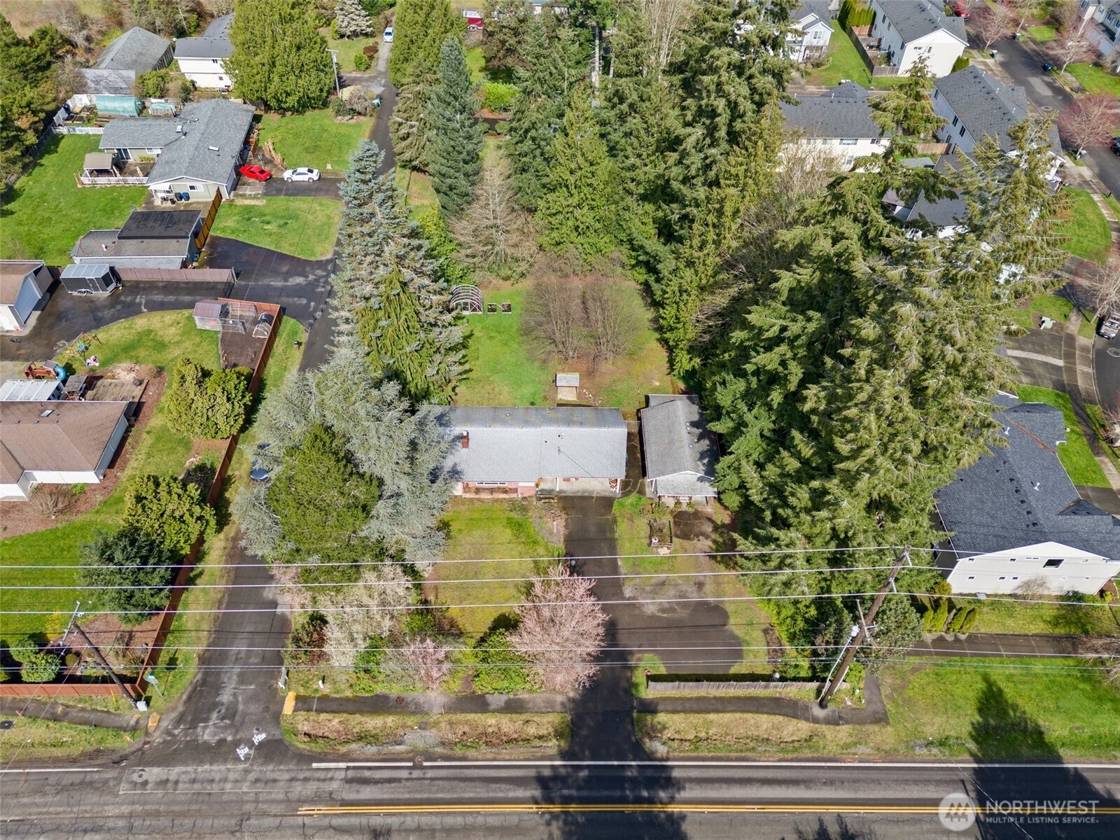 4606 15th Avenue NE
