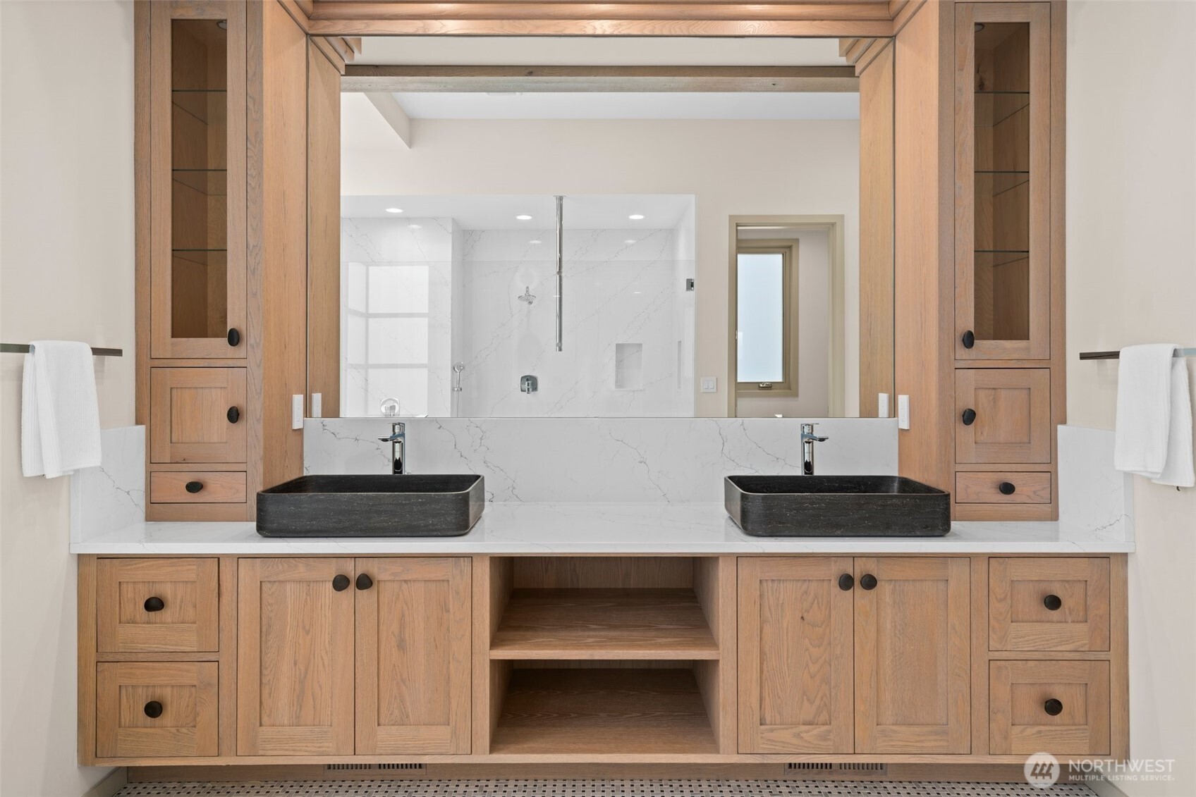 280 E Dawnview Drive