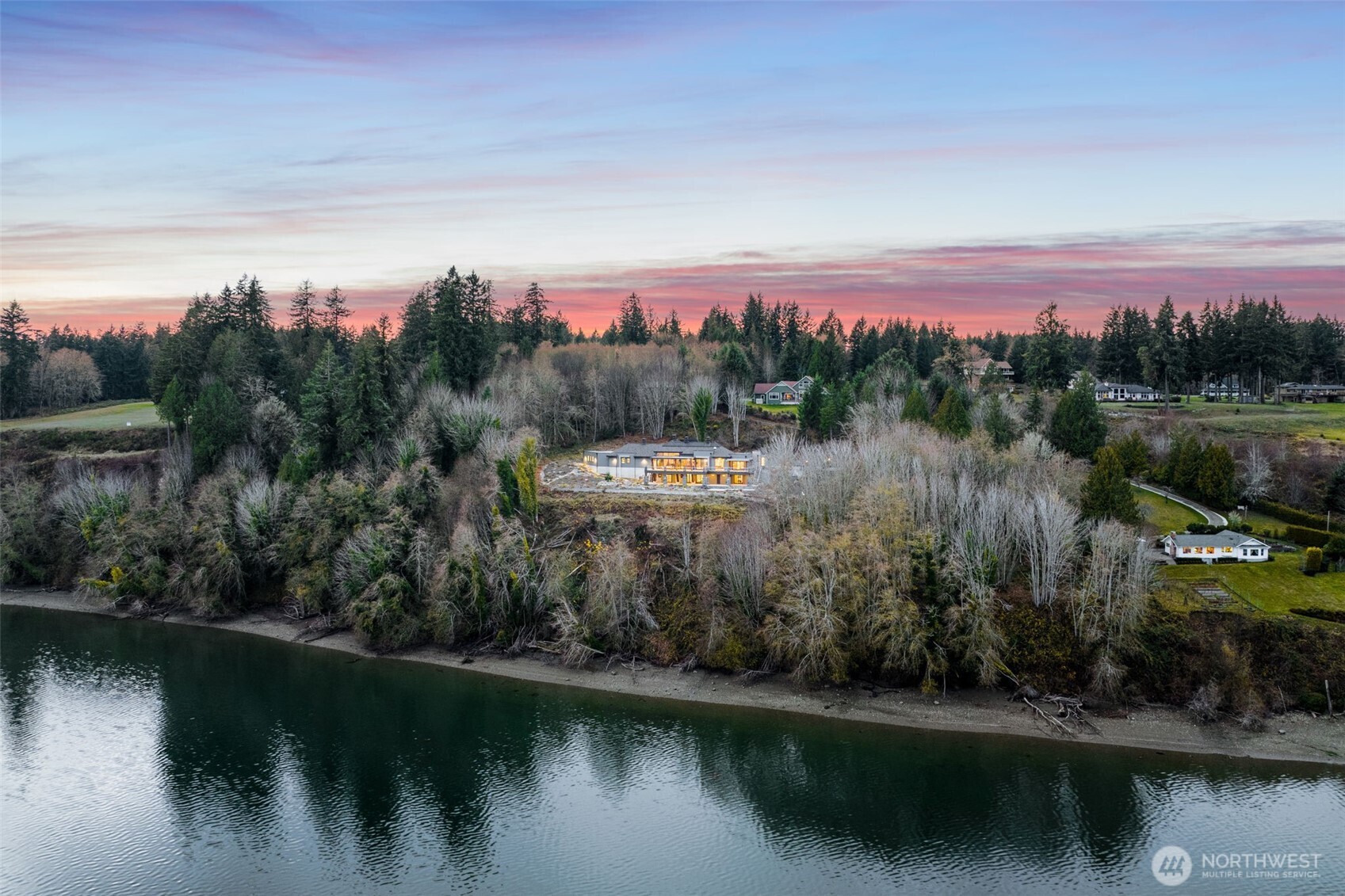 280 E Dawnview Drive