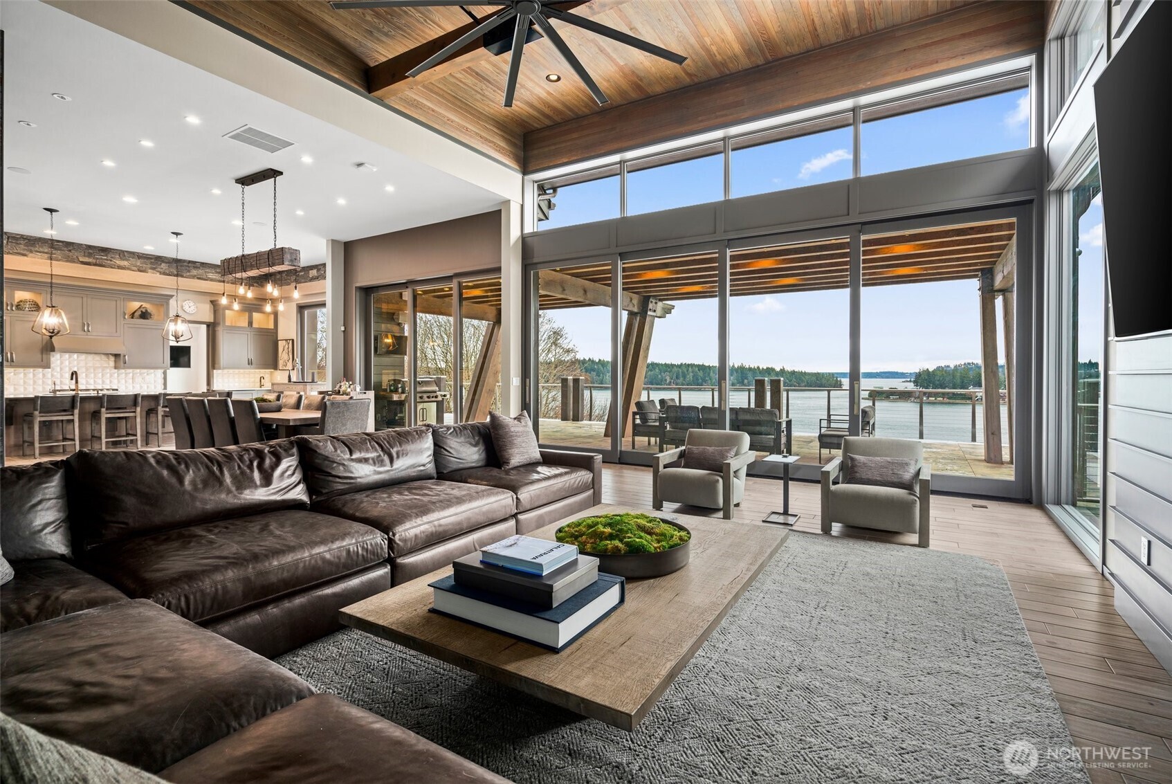 280 E Dawnview Drive