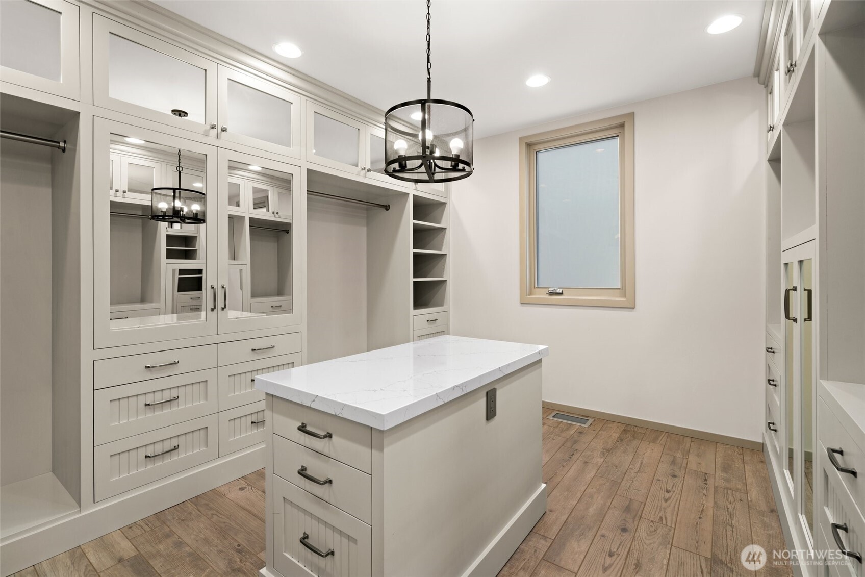 280 E Dawnview Drive