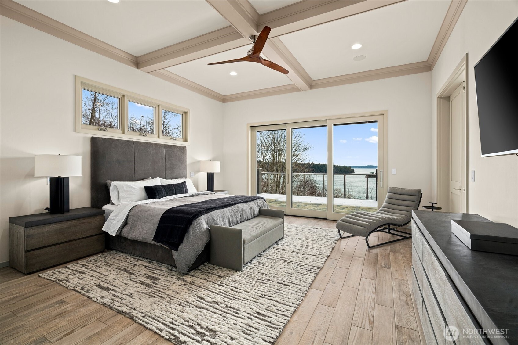 280 E Dawnview Drive