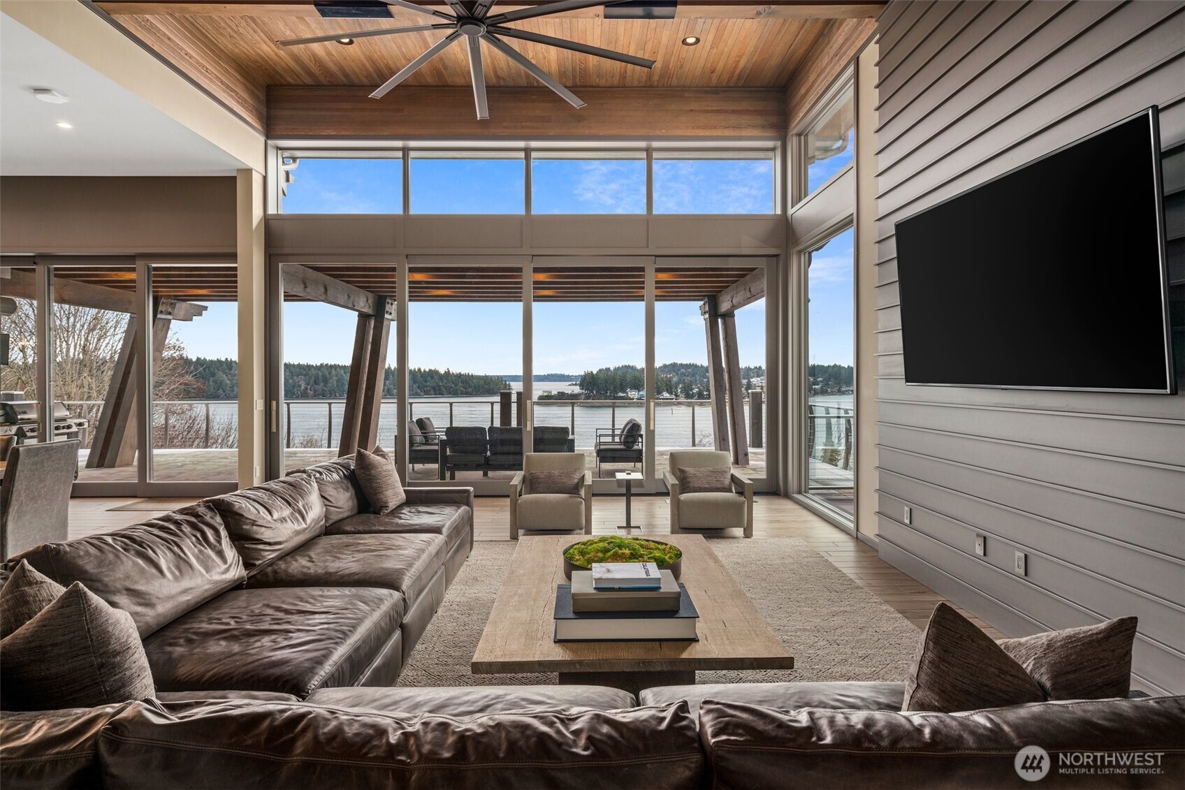 280 E Dawnview Drive