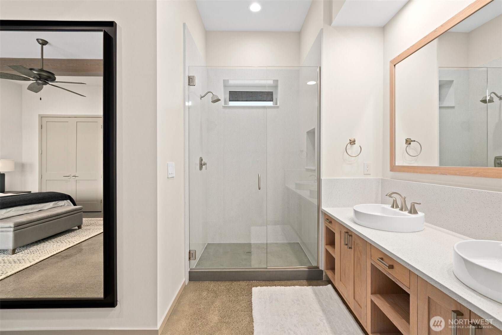 280 E Dawnview Drive