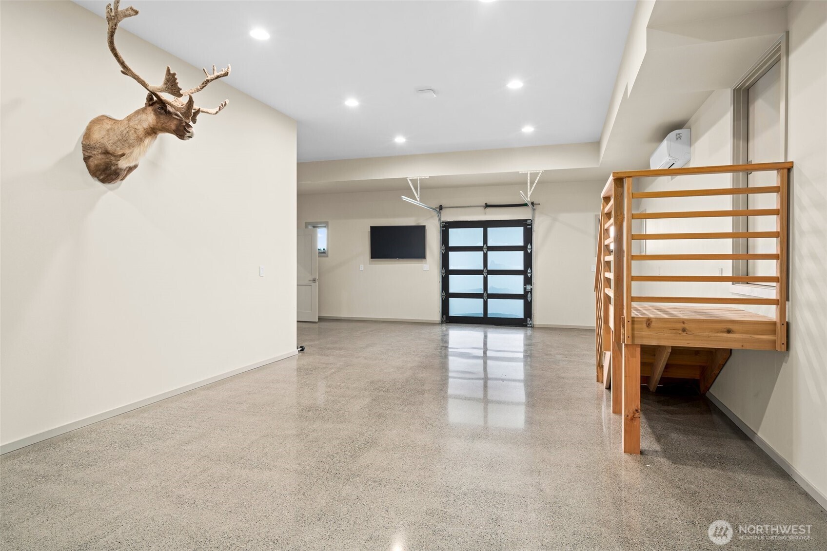 280 E Dawnview Drive