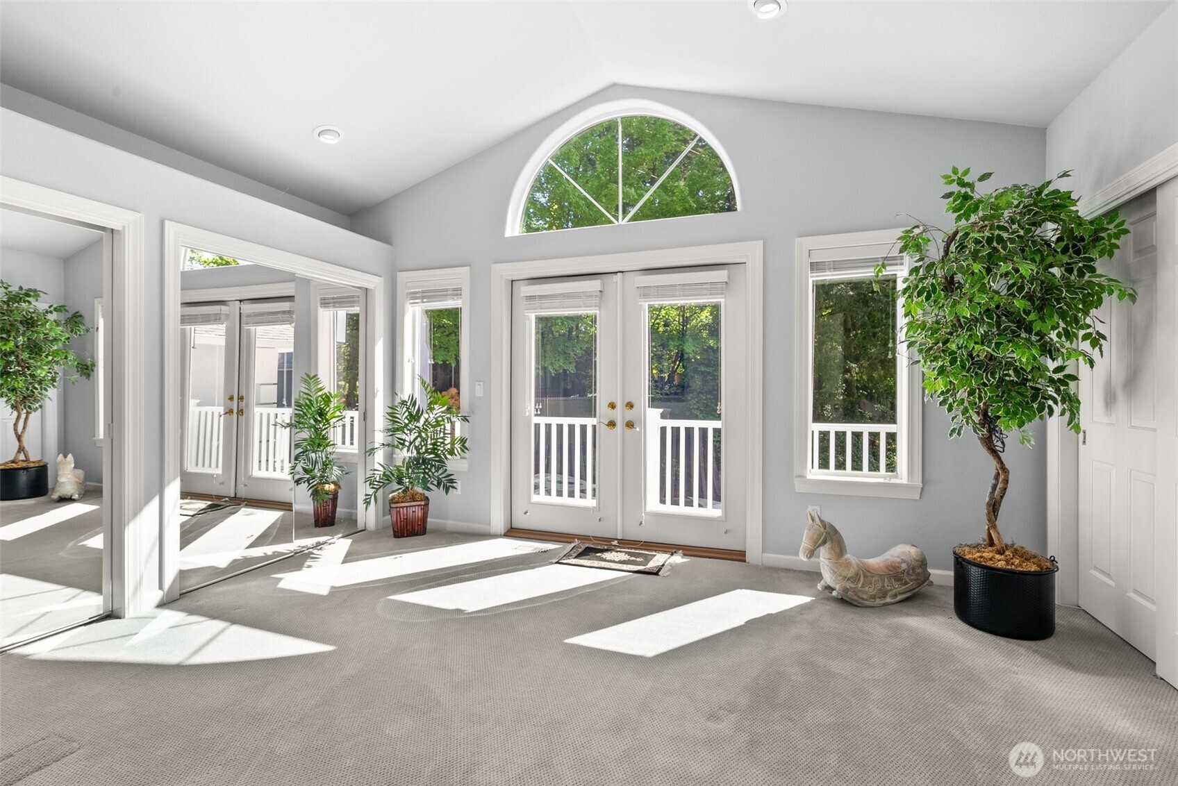 11202 Greystone Drive SW