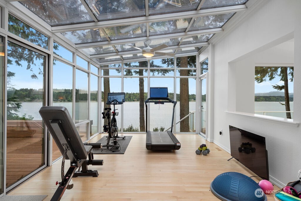 3236 Gravelly Beach Loop NW