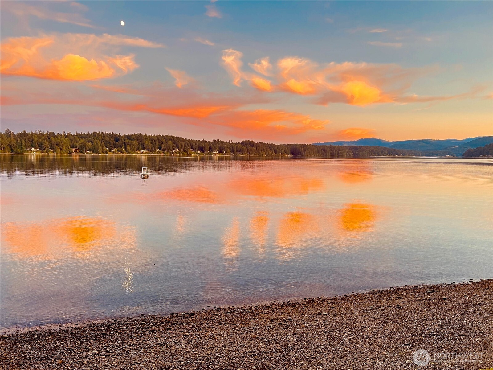 3236 Gravelly Beach Loop NW