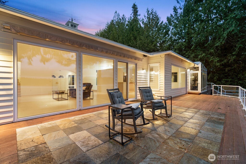 3236 Gravelly Beach Loop NW