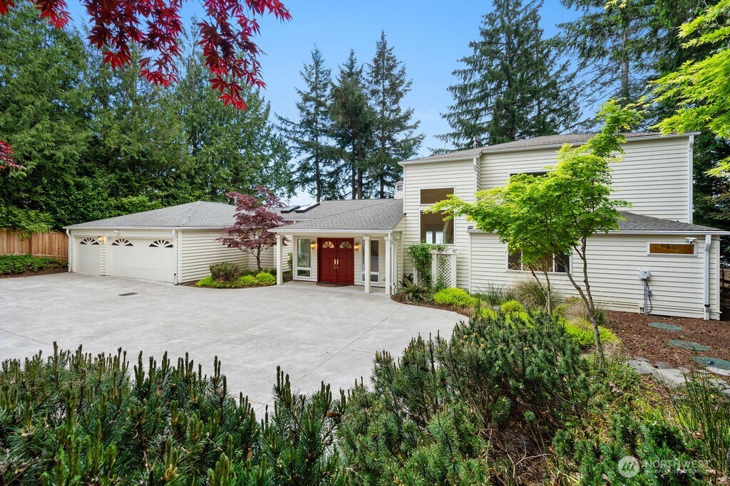 3236 Gravelly Beach Loop NW