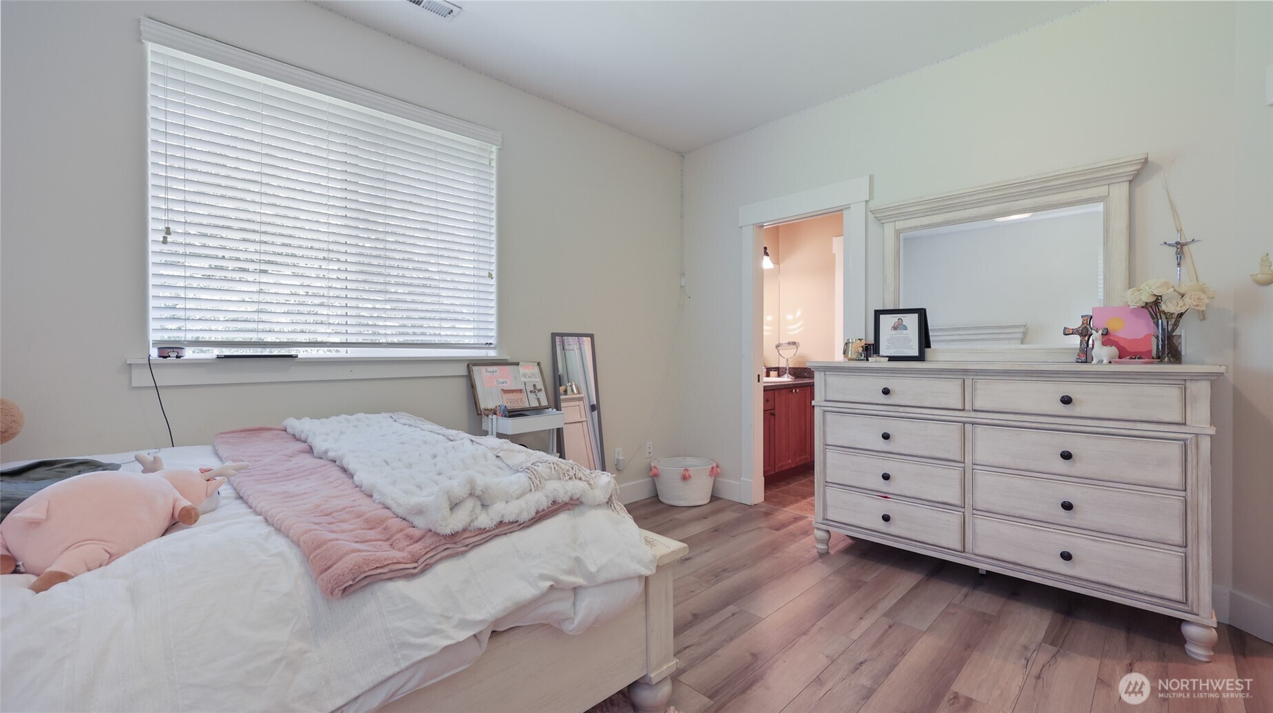 5539 72nd Lane NE