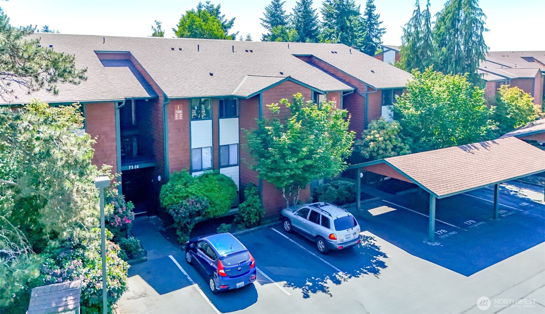 7308 N Skyview Lane Unit: I-304