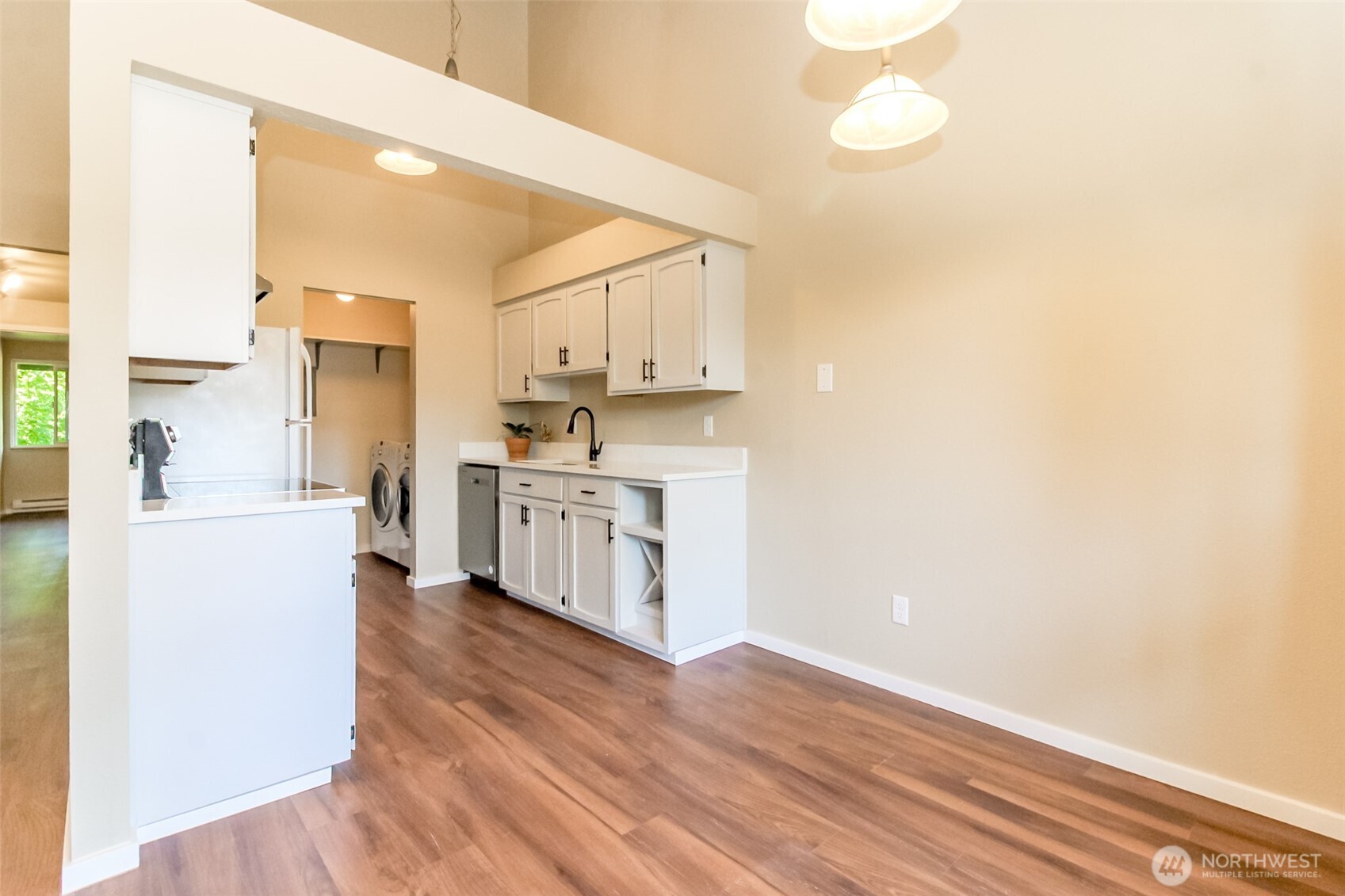 7308 N Skyview Lane Unit: I-304