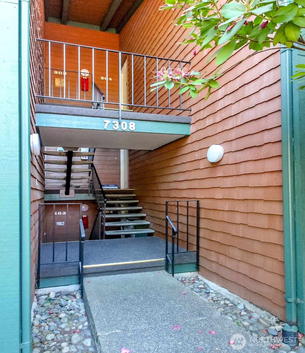 7308 N Skyview Lane Unit: I-304