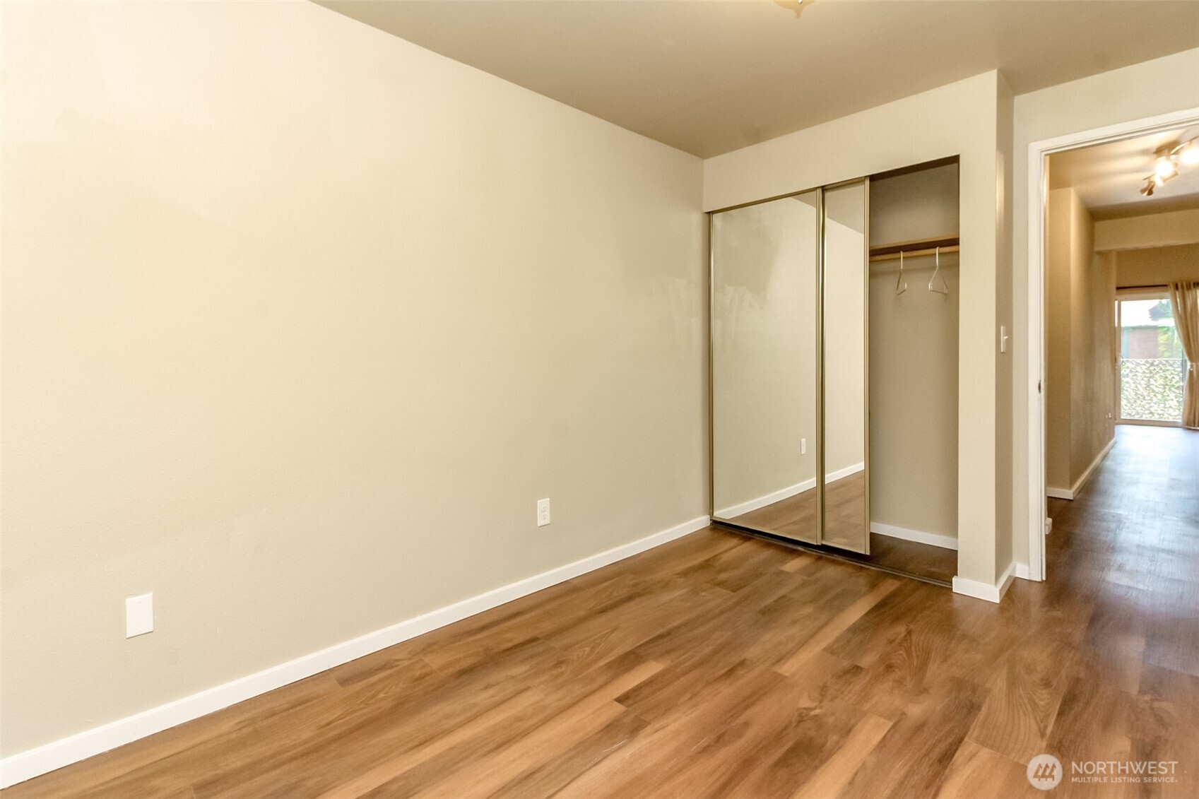 7308 N Skyview Lane Unit: I-304