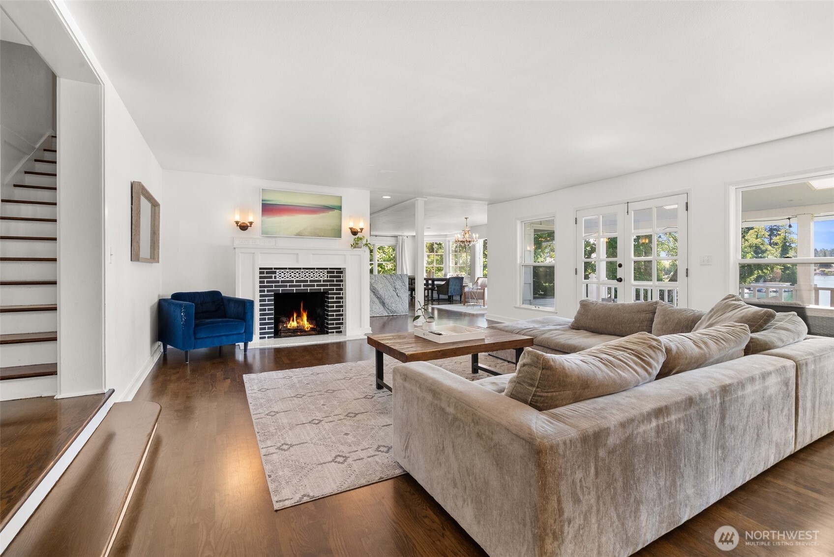 9144 Edgewater Drive SW