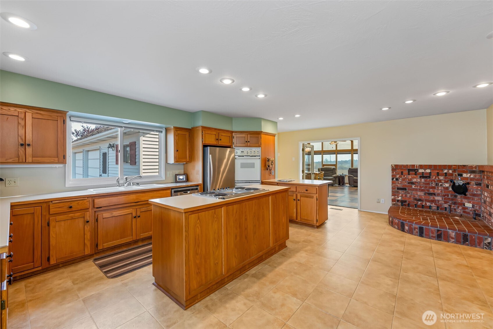 4596 Woodcock Road