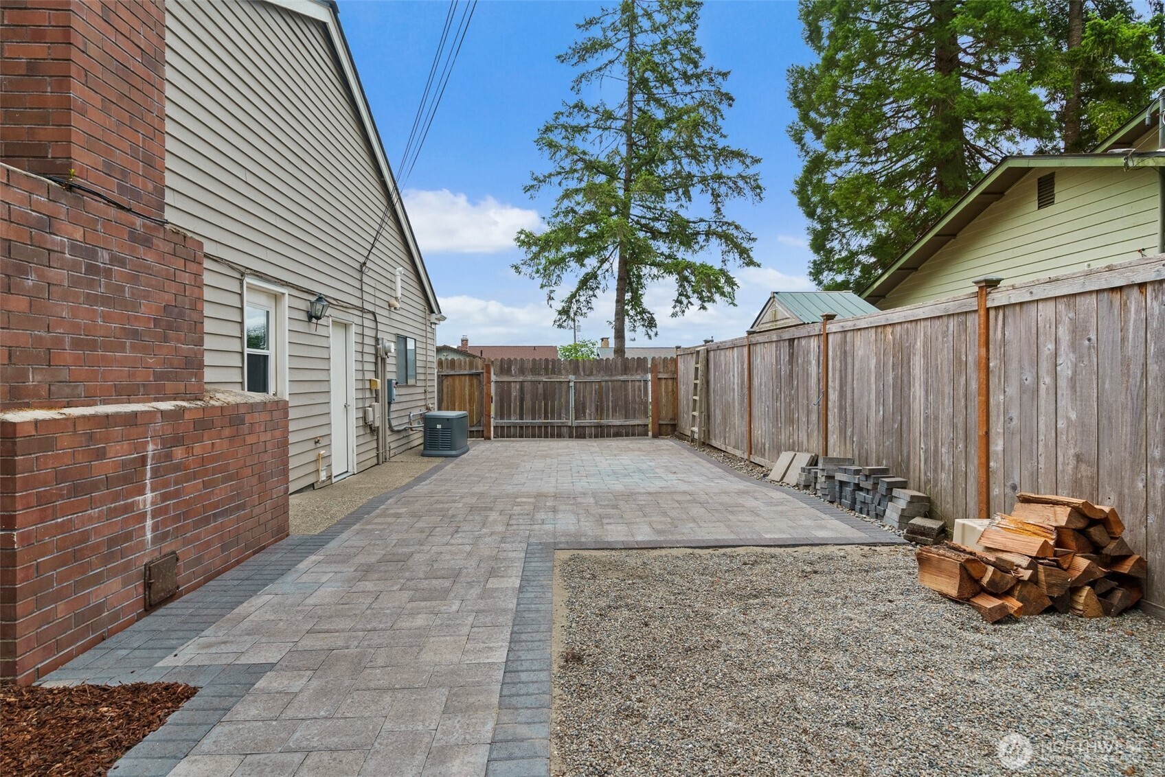 2151 Beverly Beach Drive NW