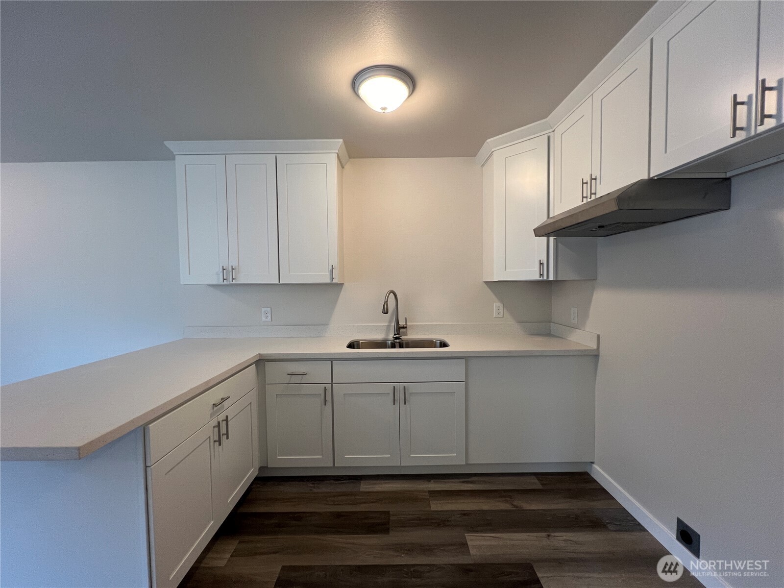 522 -524 W Cushing Street