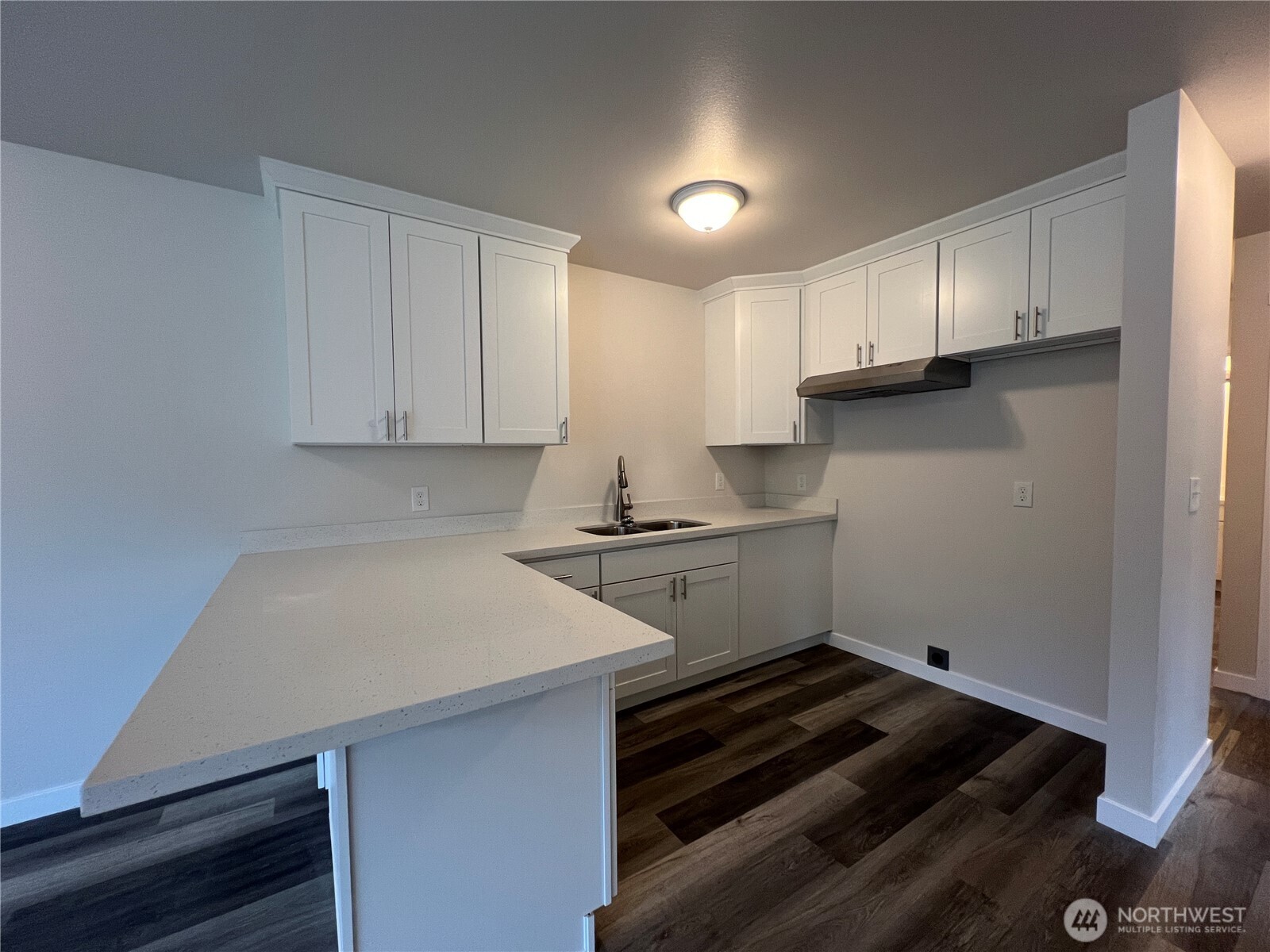 522 -524 W Cushing Street