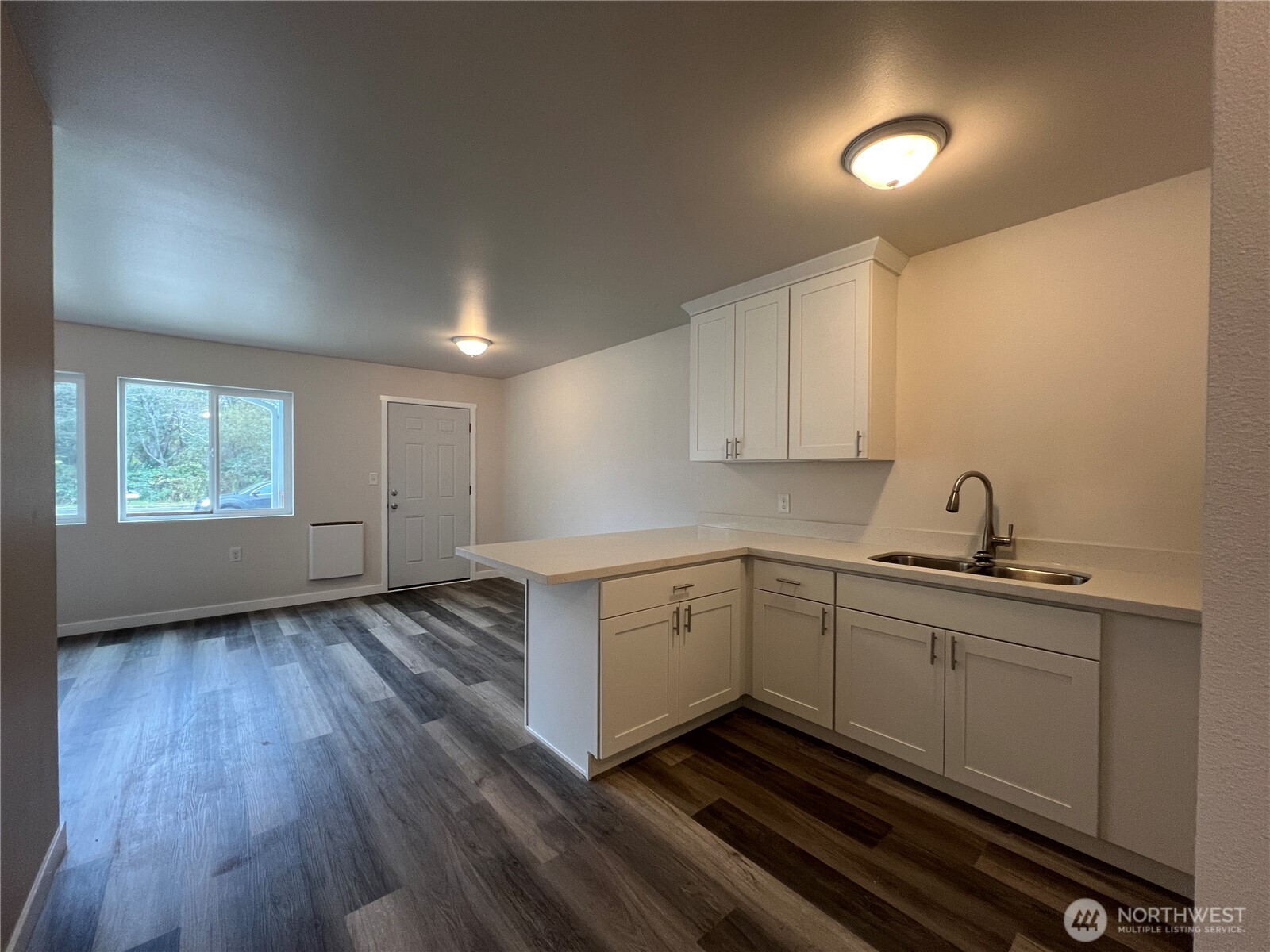 522 -524 W Cushing Street