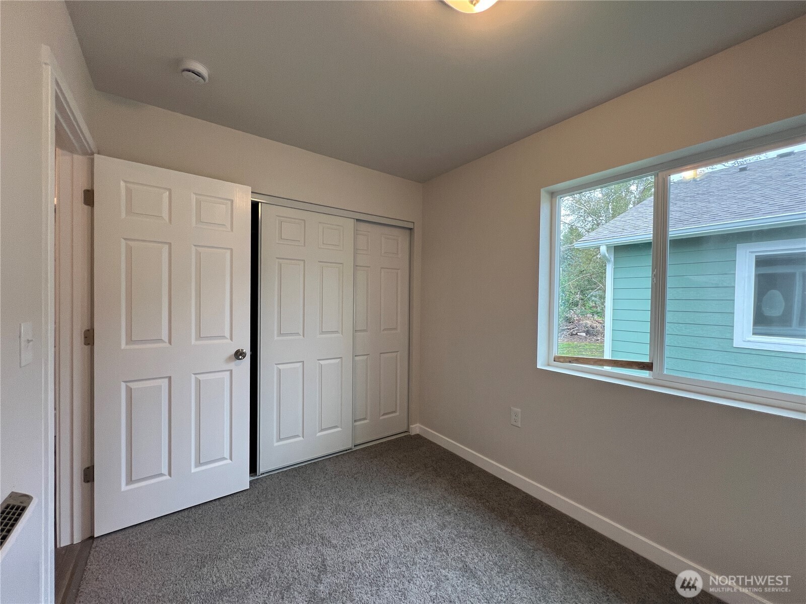 522 -524 W Cushing Street