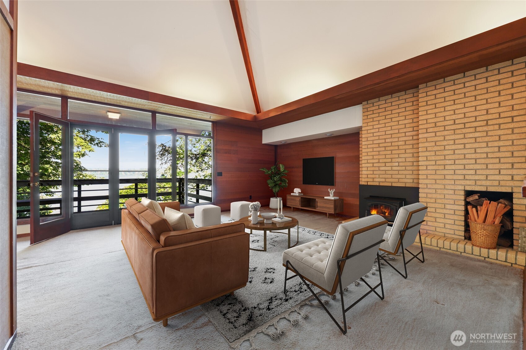 3529 Country Club Drive NW