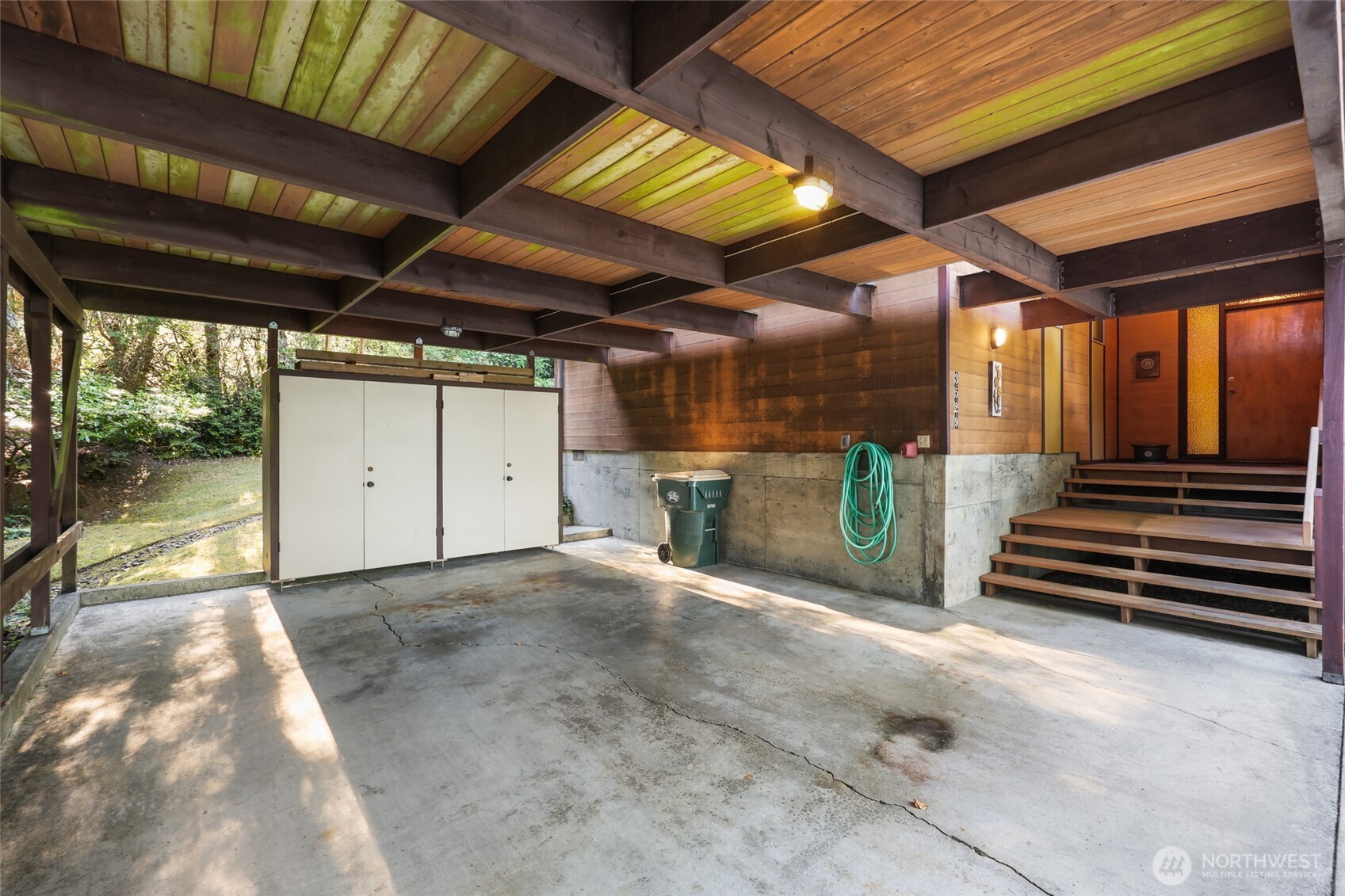 3529 Country Club Drive NW