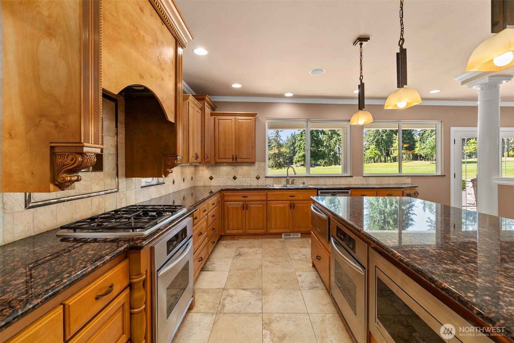 2609 Country Club Court NW