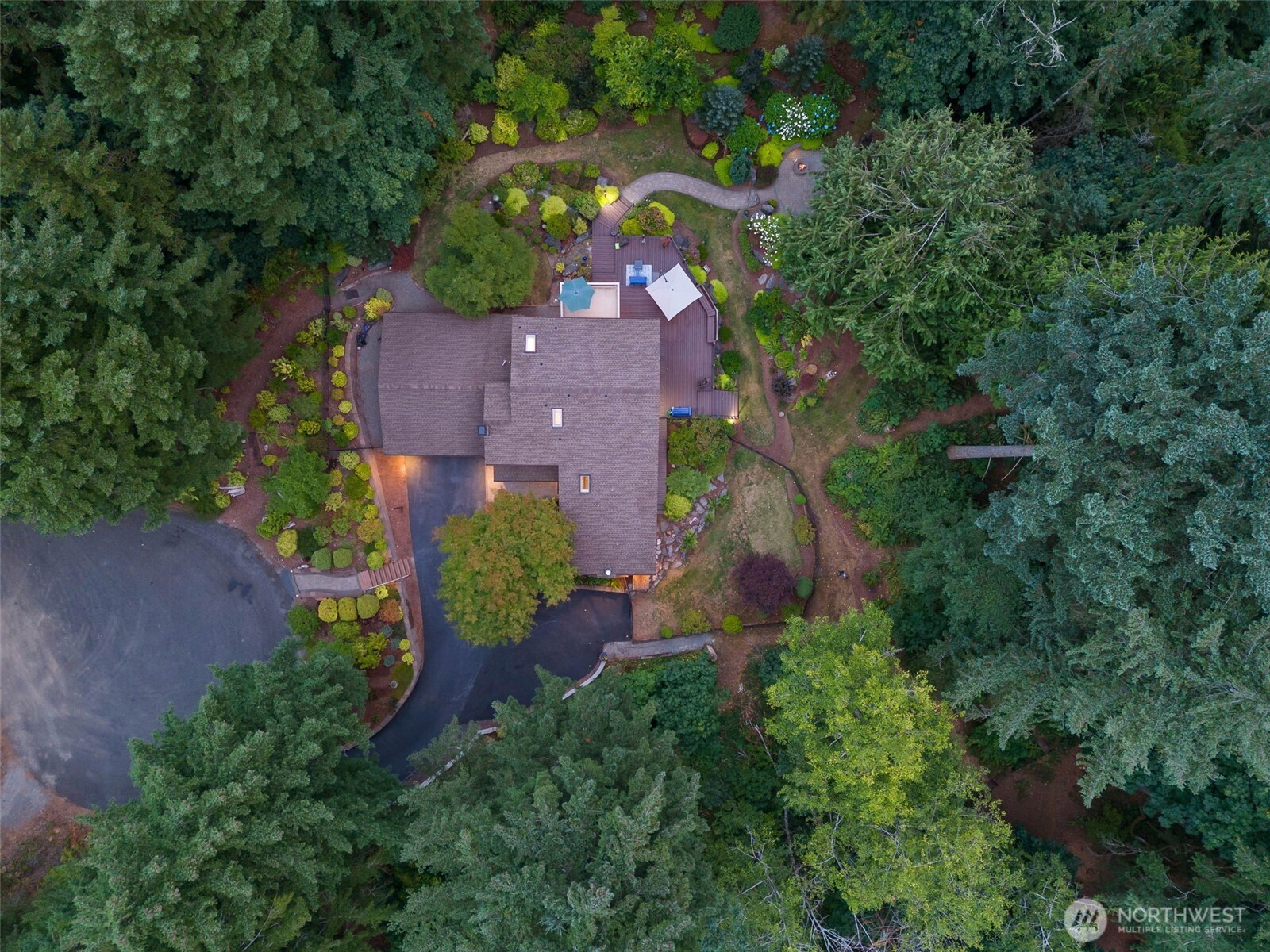 6729 Westhill Court SW