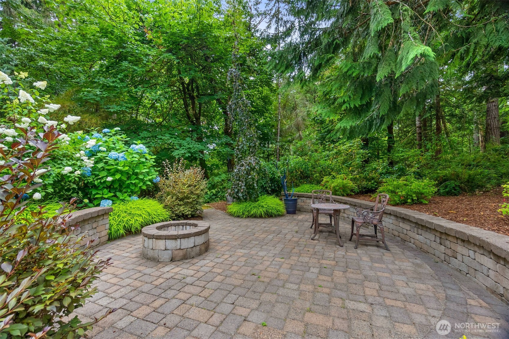 6729 Westhill Court SW