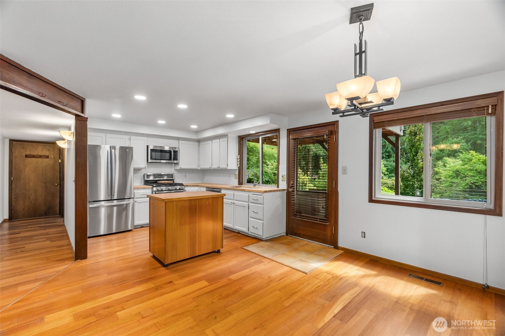 6729 Westhill Court SW