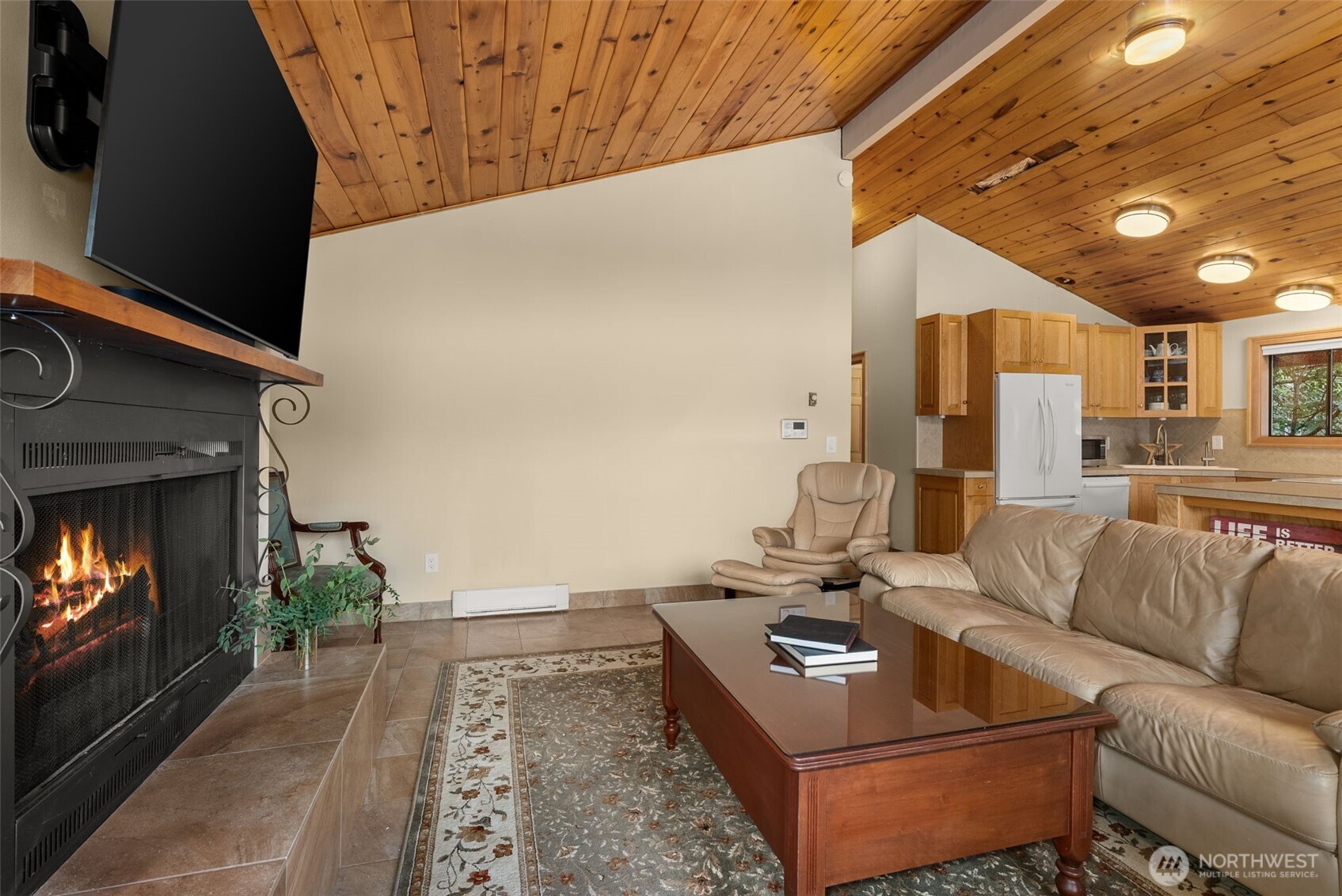 2147 Summit Lake Shore Road NW
