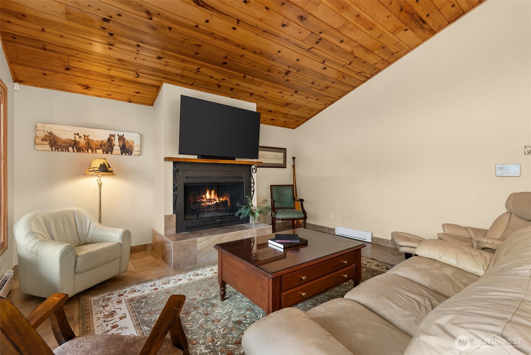 2147 Summit Lake Shore Road NW