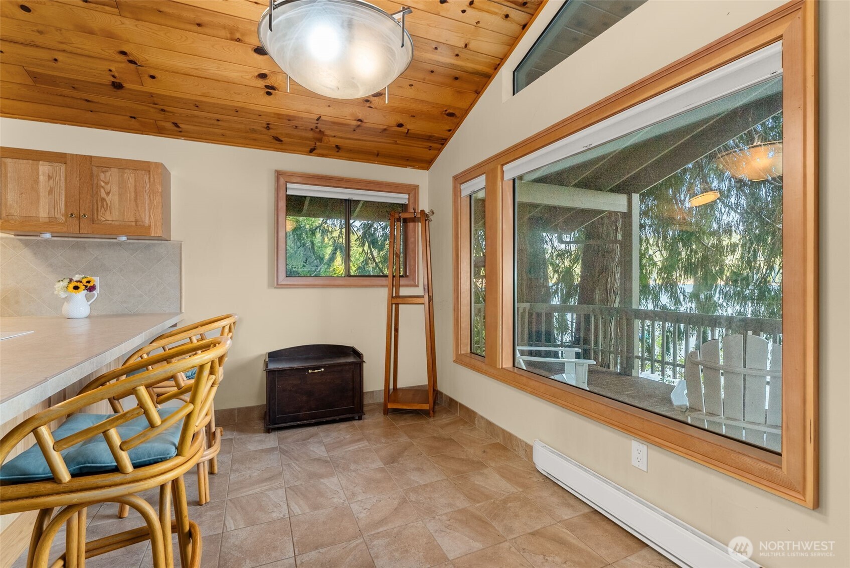 2147 Summit Lake Shore Road NW